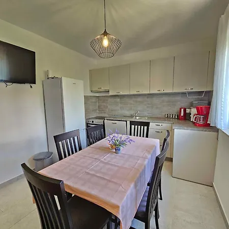 Apartment In 43593