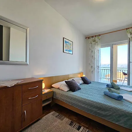 Apartment In 43593